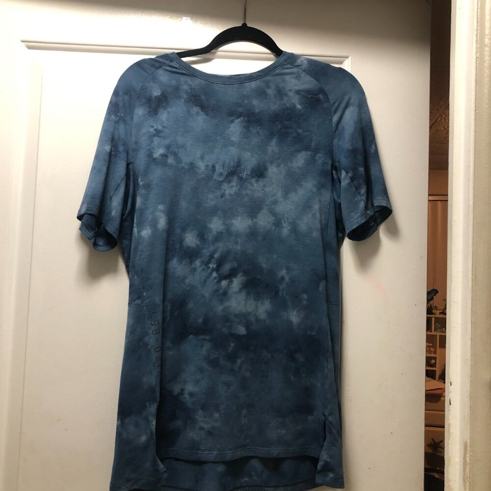 Mens Lululemon Always Agile Short Sleeve Shirt Spray Dye Navy DYTN 00189 Med - Picture 2 of 6